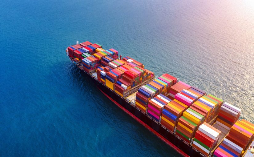 Choosing the Right Sea Freight Carrier – 10 Benefits